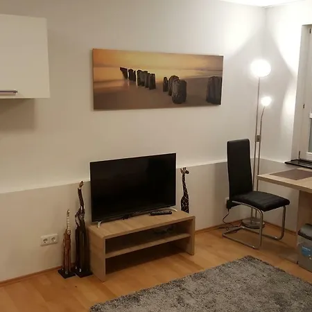 - Erdgeschoss In Appartement